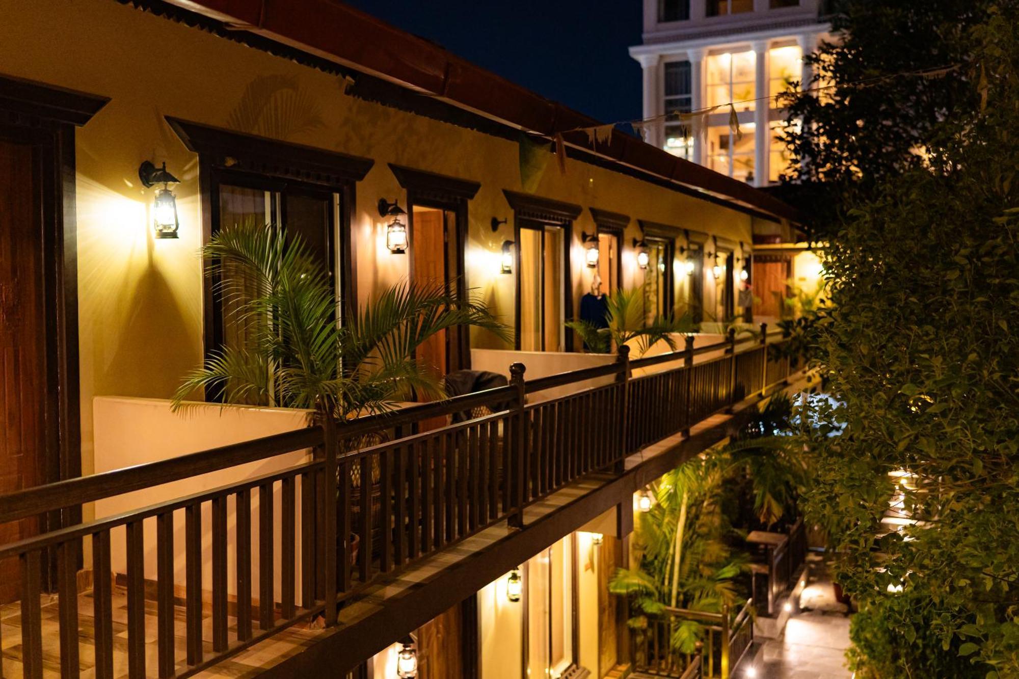 Busy Bee Resort, 포카라 외부 사진